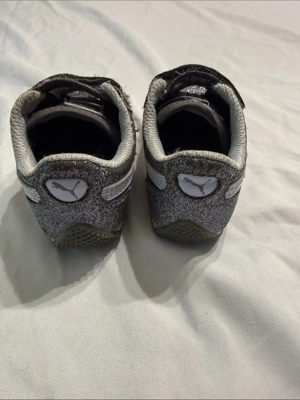 Puma Kids Glitter Velcro Sneakers in Silver and White